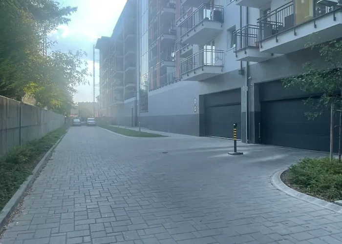 Park West Terrace - Free Private Parking 布达佩斯
